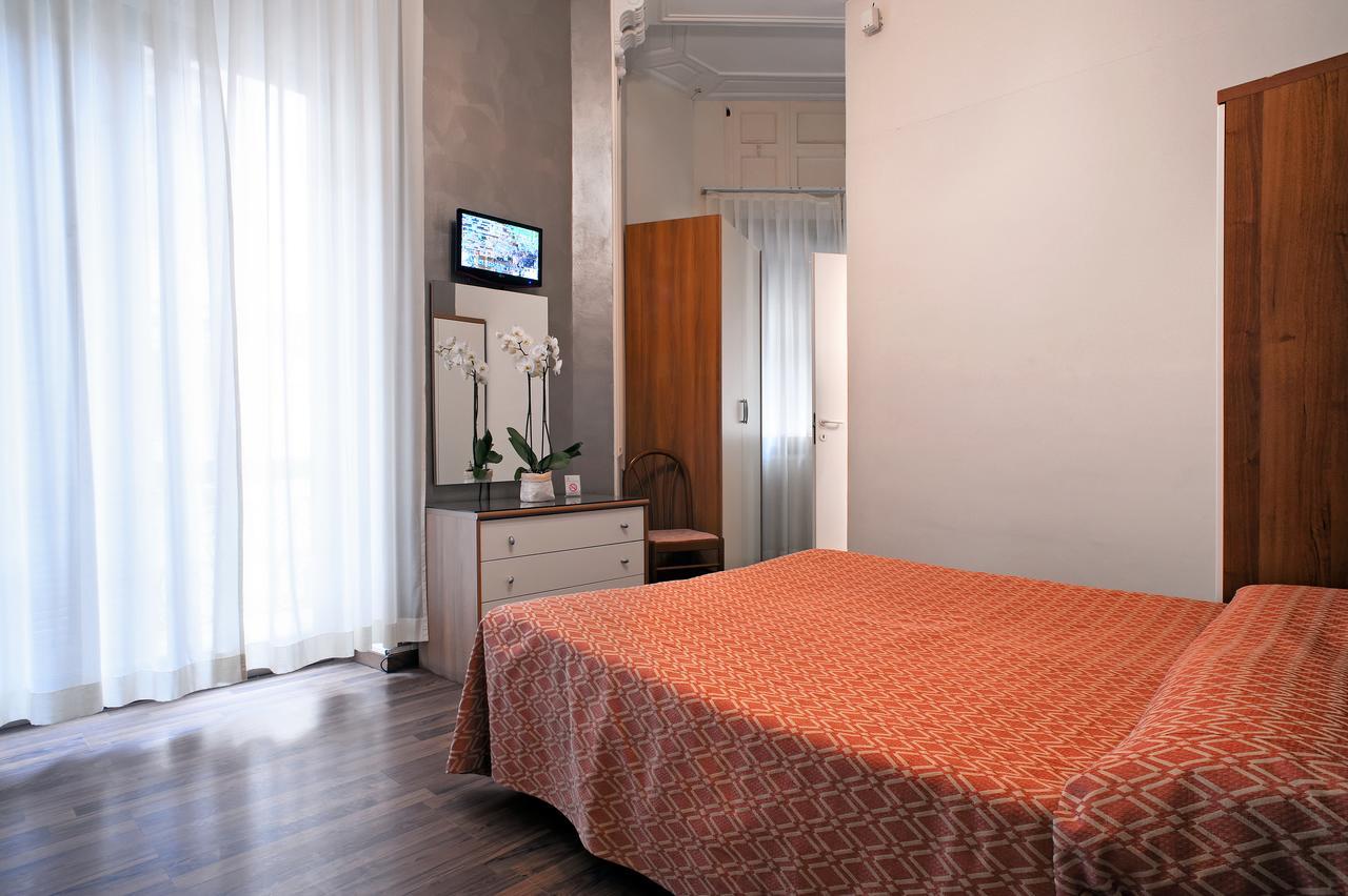 Via Marsaglia Rooms San Remo Exterior foto